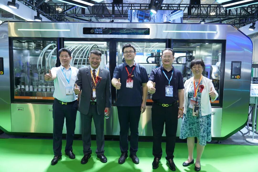 金旺智能AI語(yǔ)音磁懸浮產(chǎn)線(xiàn)首秀上海ACE展